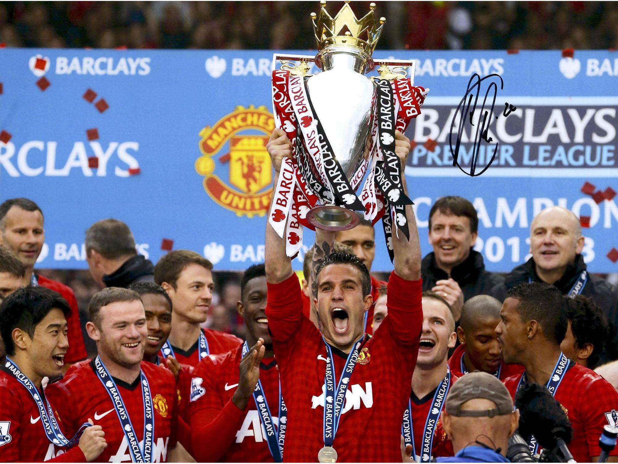 在足球的竞 在足球的竞