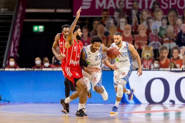 超的球场智 超的球场智