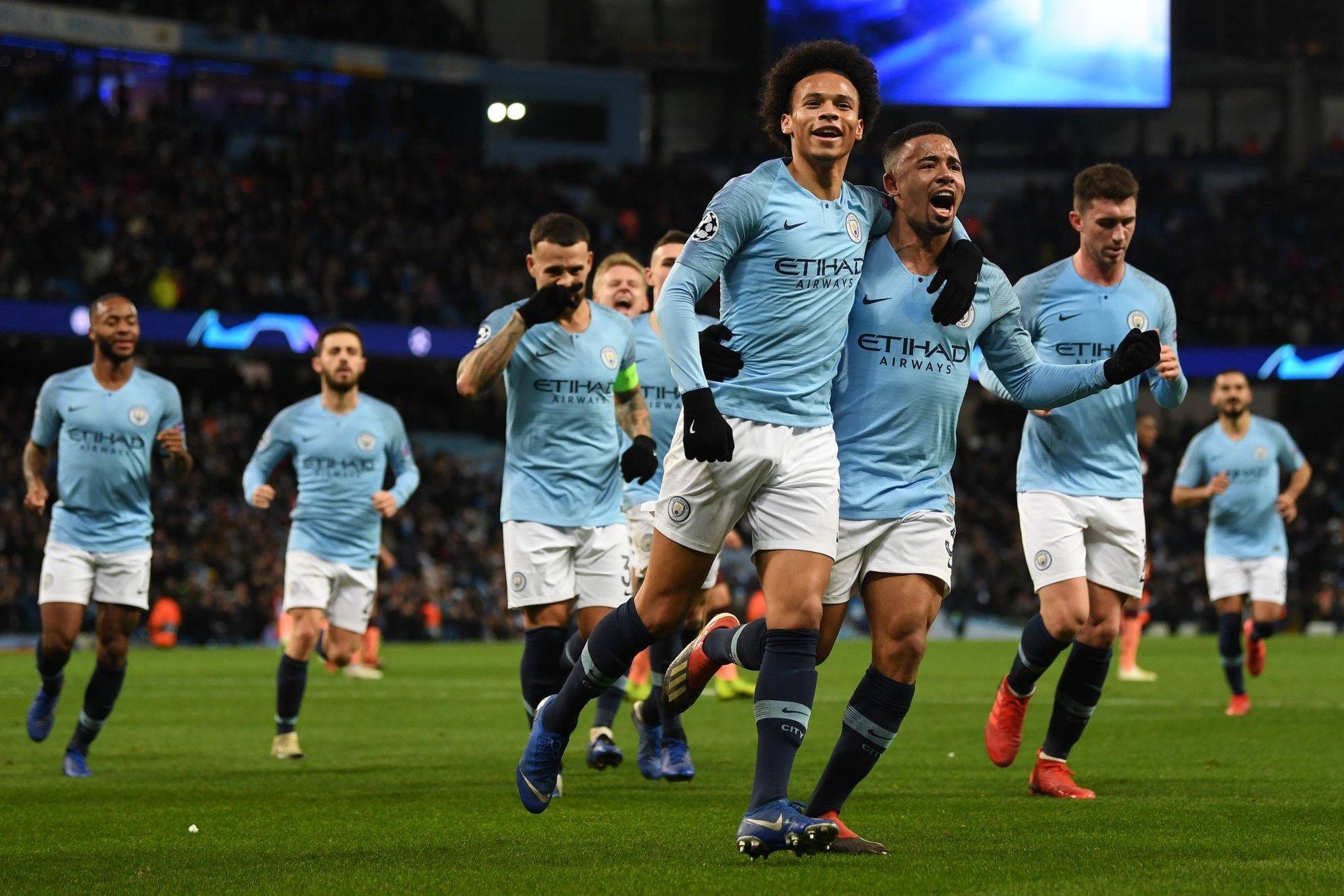 在全场观众 在全场观众