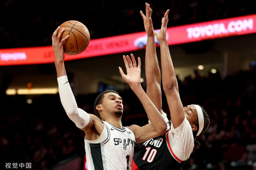 篮板的领头 篮板的领头